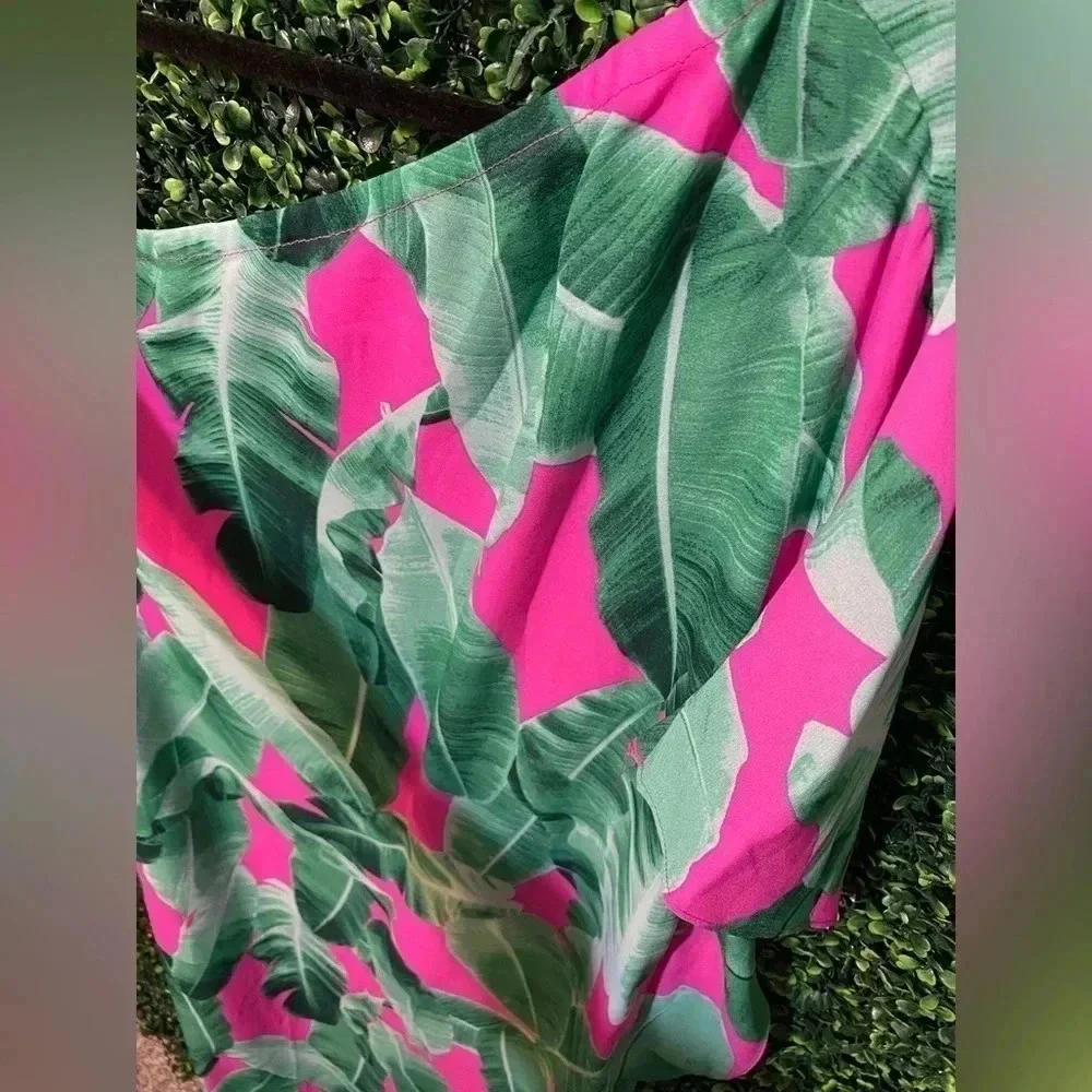 Buddy Love | Major Flair Maxi Dress in Palm Leaf Green - Size Small - Picture 4 of 10